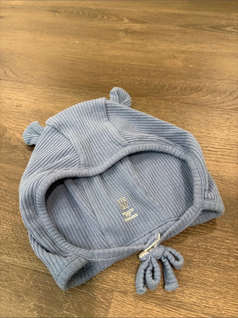 H&M Ribbed Short Sleeve One-Piece Bodysuits and Hat(6-9M)